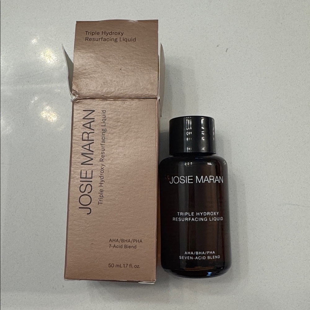 Josie Maran Triple Hydroxy Resurfacing Liquid AHA/BHA/ PHA 7-Acid Blend